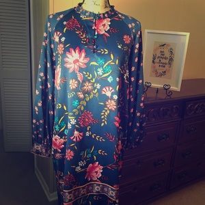 LOFT Floral Dress!!👗👗